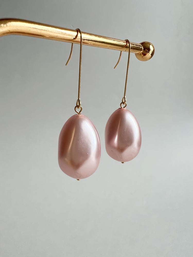 Light Pink Pearl Earrings | Vintage Beaded Earrings