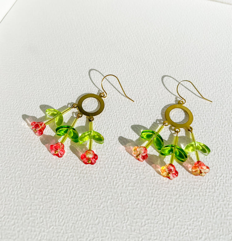 Red Roses Dangle Earrings | Beaded Earrings