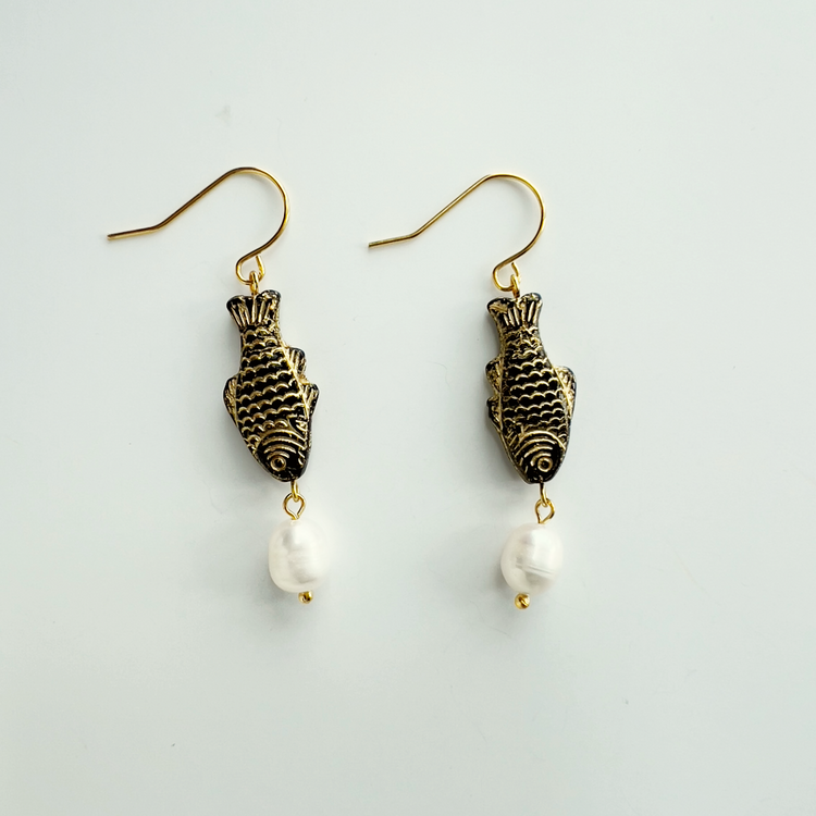 Black and Gold Sardine Earrings with Freshwater Pearl | Glass Bead Earrings