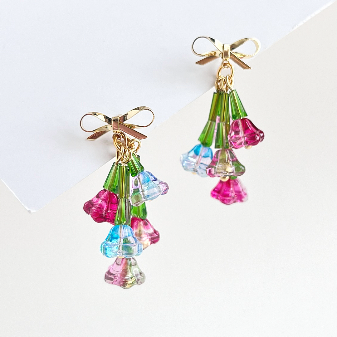 Upside Down Light Purple Roses Bouquet Earrings | Beaded Earrings