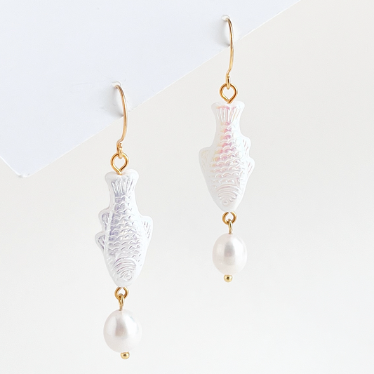 White Sardine Earrings with Freshwater Pearl | Beaded Earrings