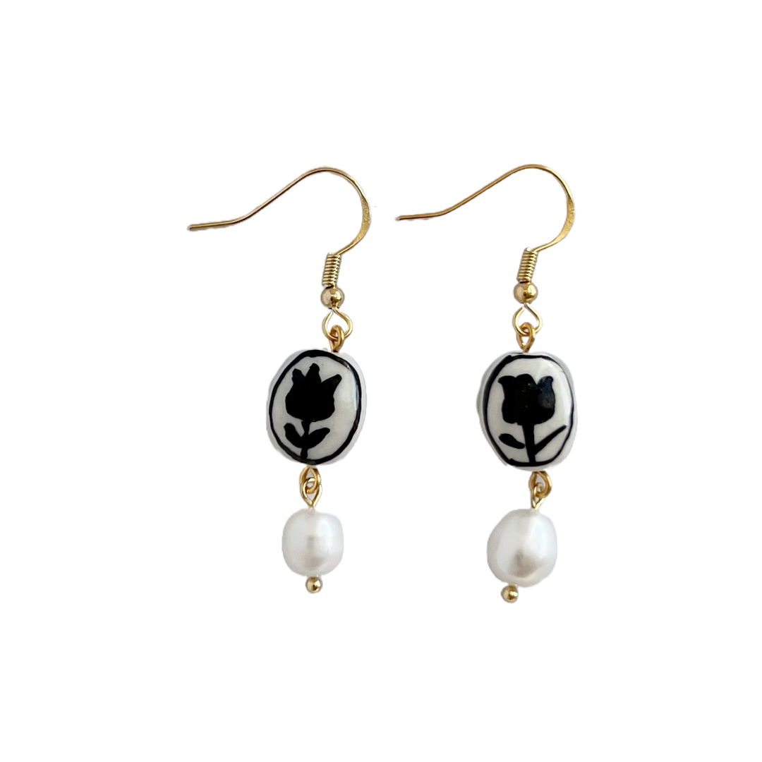 Black Tulip Earrings | Beaded Earrings