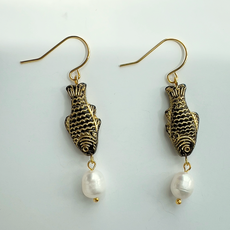 Black and Gold Sardine Earrings with Freshwater Pearl | Glass Bead Earrings