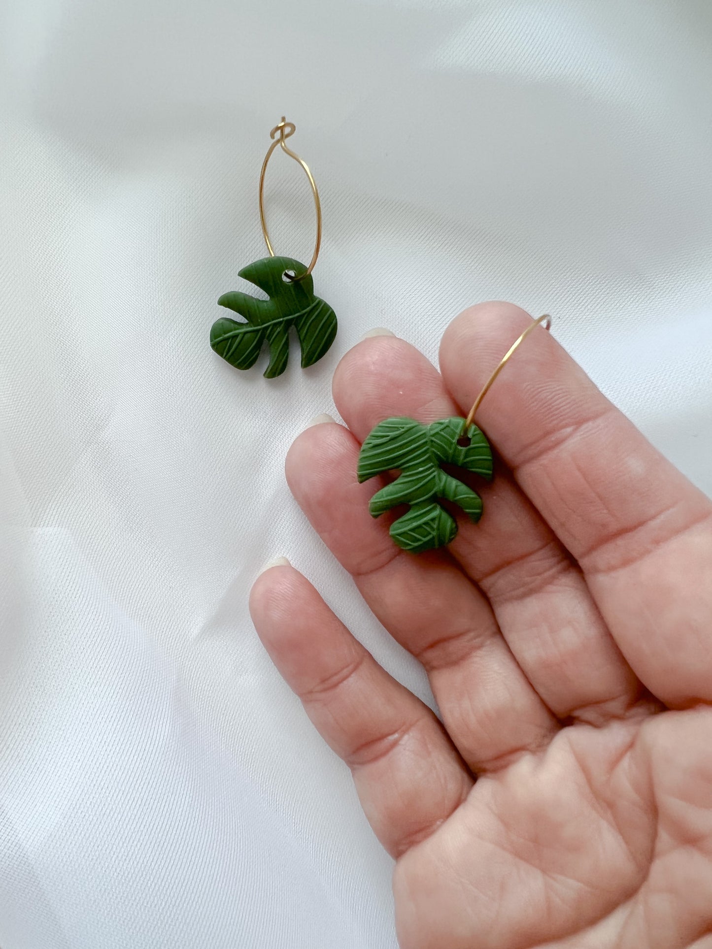 Mini monstera leaf hoop earrings